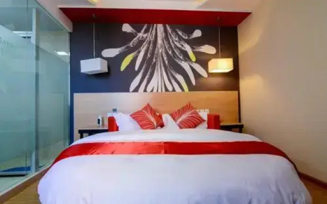 Thank Inn Hotel Sichuan Luzhou Longmatan District Trade City