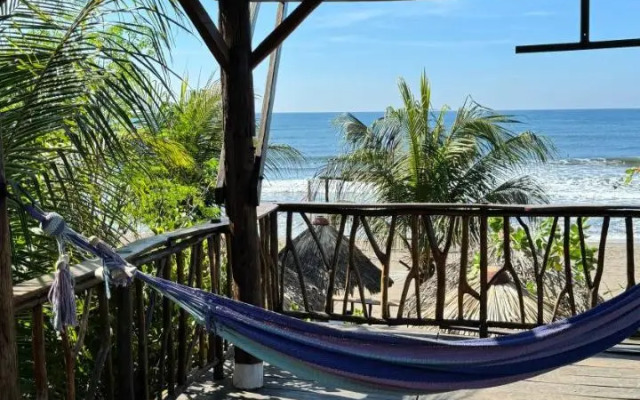 Mano a Mano Eco Hostal