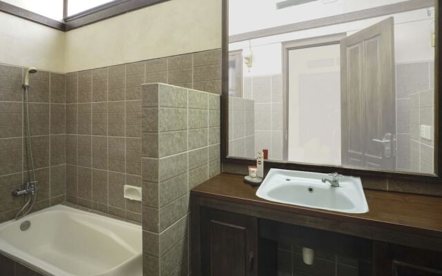 Ndalem Maharani Guest House