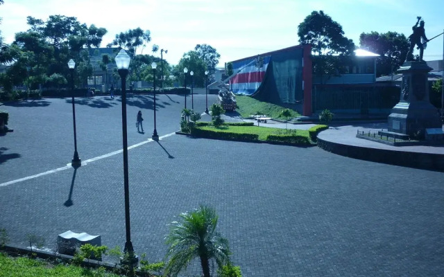 Cala Inn B&B Airport