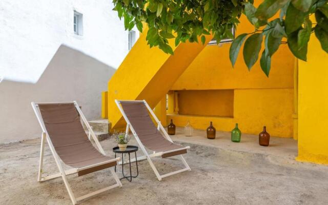 Bright & Spacious W/ Orange Tree Patio by TimeCooler