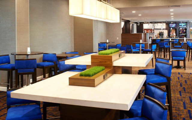 Courtyard by Marriott Kansas City Overland Park/Convention Center