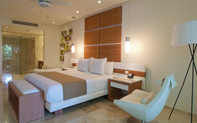 The Reef 28 Hotel & Spa - Luxury Adults Only - All Suites