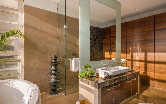 Seis Villa-Splendid 4 bhk villa with private pool