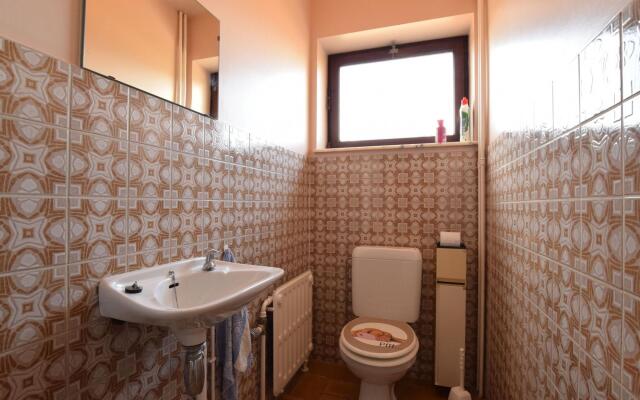 Holiday Home in Porcheresse Near Hiking Trails