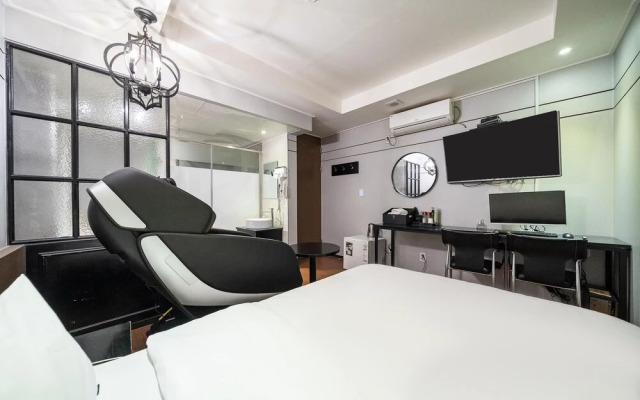 Seongnam Casa Hotel