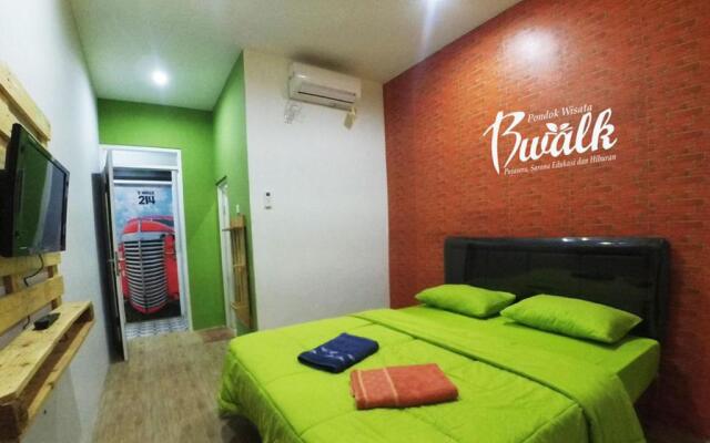 OYO 3283 Bwalk Hotel