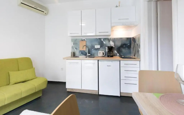Apartment Lauro Opatija, ground floor, parking, near sea