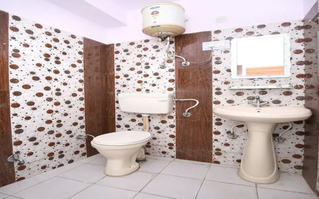 OYO 13041 Home Serene Stay Bharari