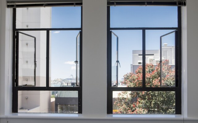TOWNY - Urban Loft - Two Bedrooms