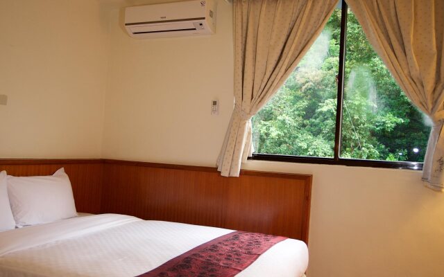 Newjhihben Hotel