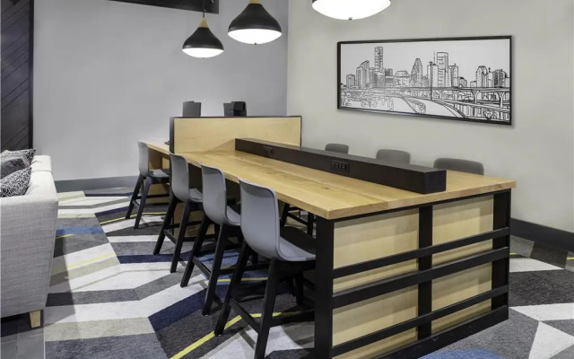 Hyatt House The Woodlands-Shenandoah