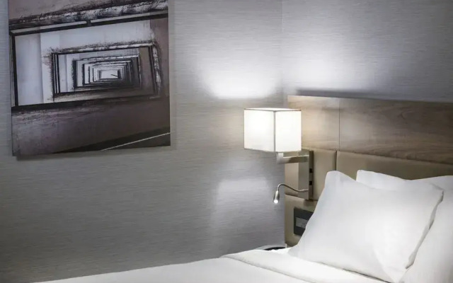 Ac Hotel Boston North