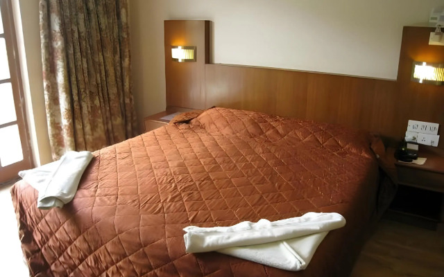Hotel Maurya Residency