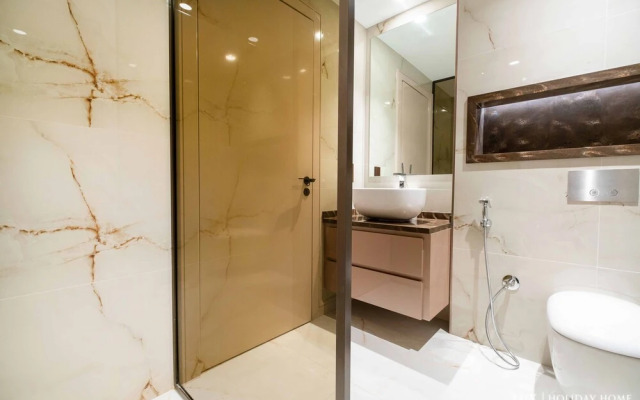 LUX The Zaafran Burj Khalifa View Suite