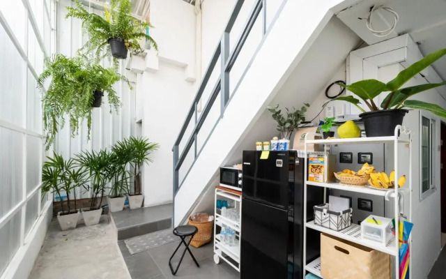 Morn-Ing Hostel