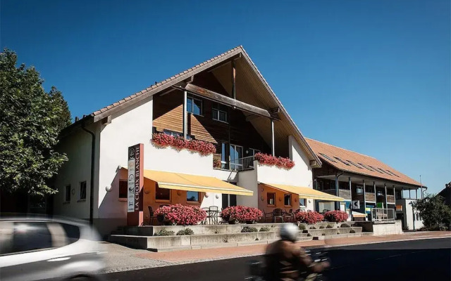 Hôtel-Résidence La Croix-Blanche
