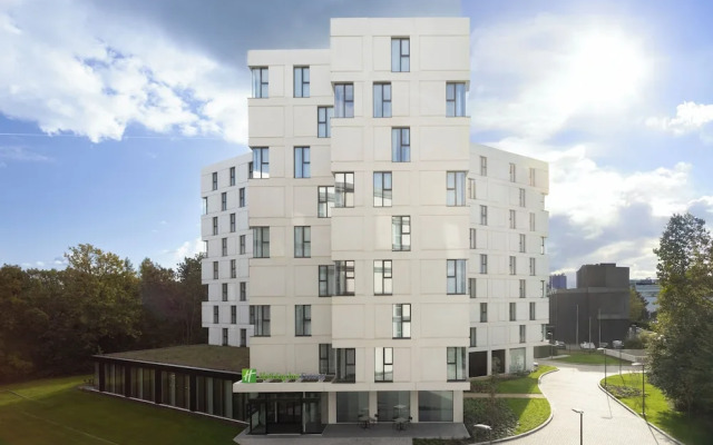 Holiday Inn Express Brussels Airport by IHG