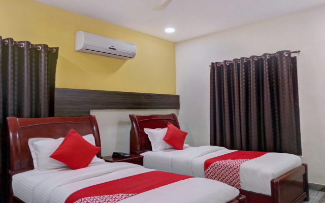 OYO 10272 Hotel Ruma