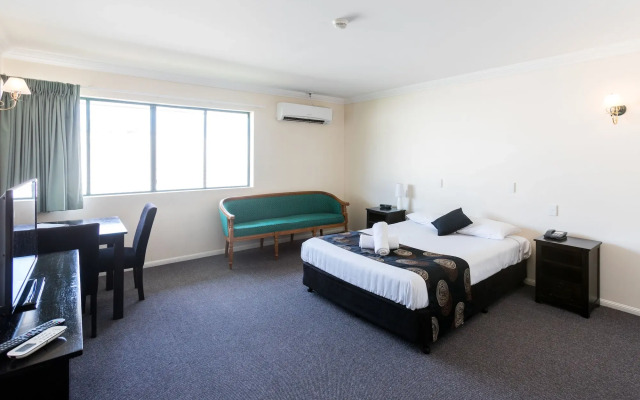 Comfort Hotel Pacific Cleveland