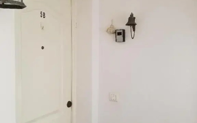 Spaciously Cosy Apartment 5b close to beach