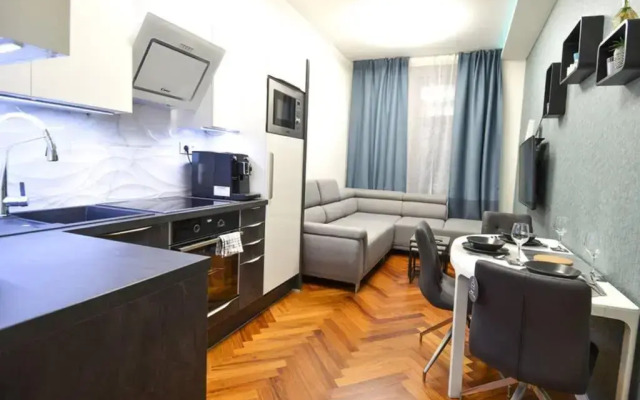Brandly New Apartment Anděl