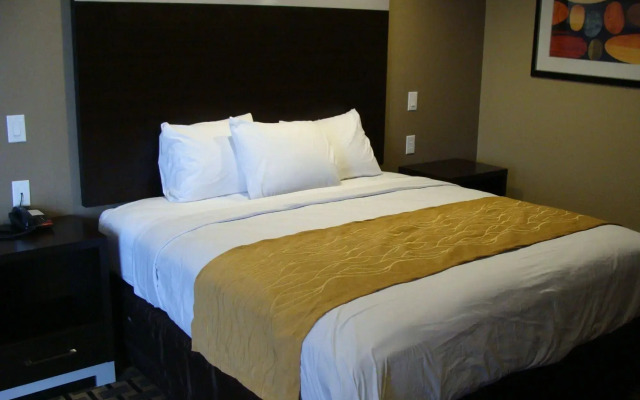 West Worth Inn and Suites