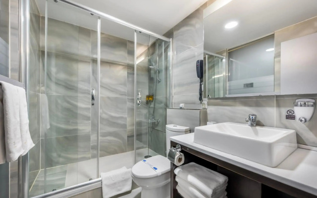 Gallery Residence & Hotel