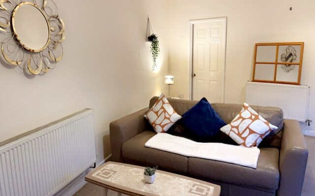 Impeccable 1-bed House in Pontefract