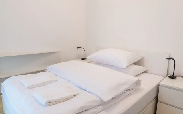 City Castle Apartments Free Parking