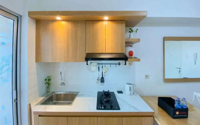Best Modern 2Br At Bassura City Apartment