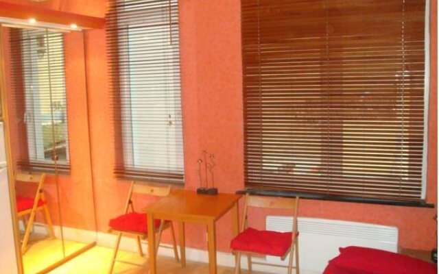 Appart-hôtel Maison de la Lune - petite Auberge d'Etterbeek