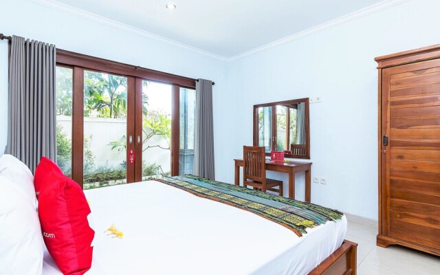 ZEN Rooms near Batu Bolong Canggu