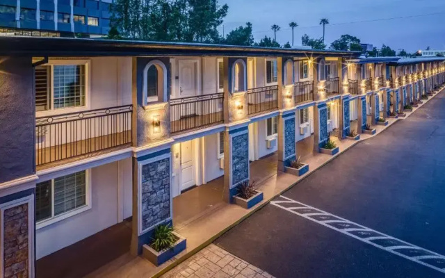 Stone Villa Inn