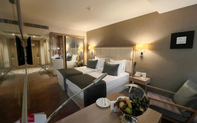 Kaya Izmir Thermal And Convention