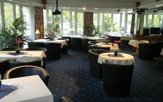 White Pearl Resort