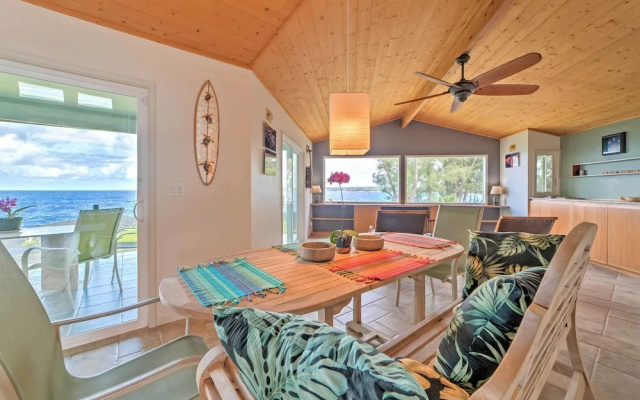 Direct Oceanfront, Big Island Home