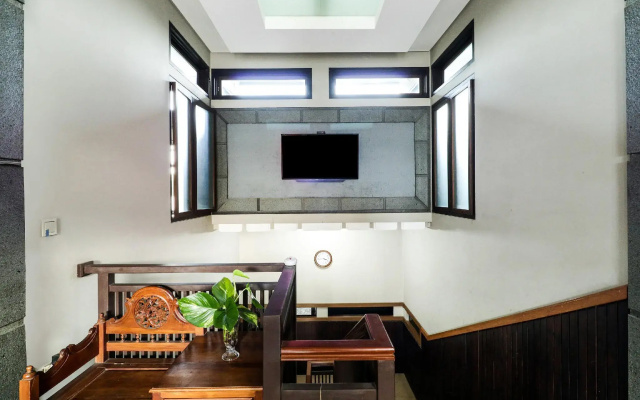 Guest House Teras Waruga Syariah by OYO Rooms