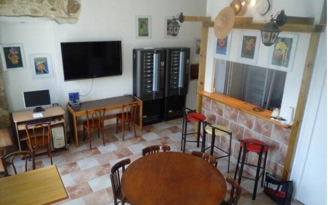 Hotel Altair - Hostel