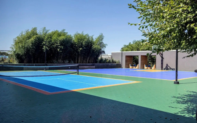 Escape at Harbor Point - ESC-1058