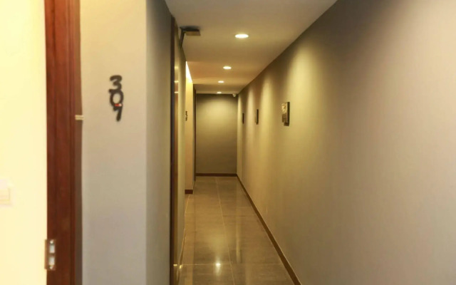 Collection O The Bangkok Airport Link Suite