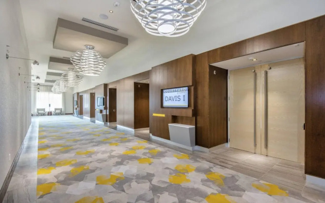 Courtyard by Marriott Raleigh Cary/Parkside Town Commons