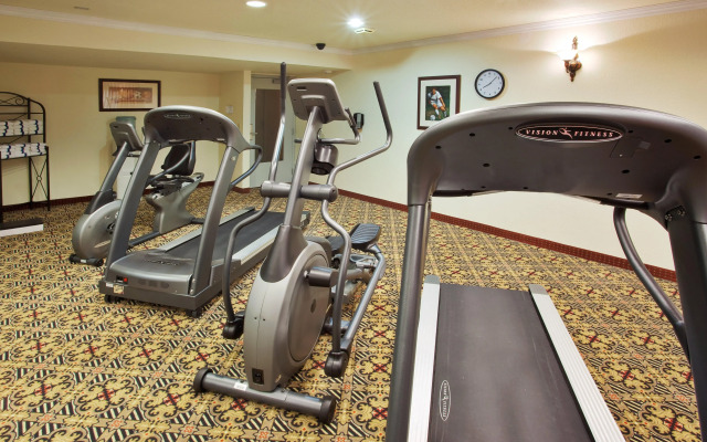 Holiday Inn Rancho Cordova by IHG