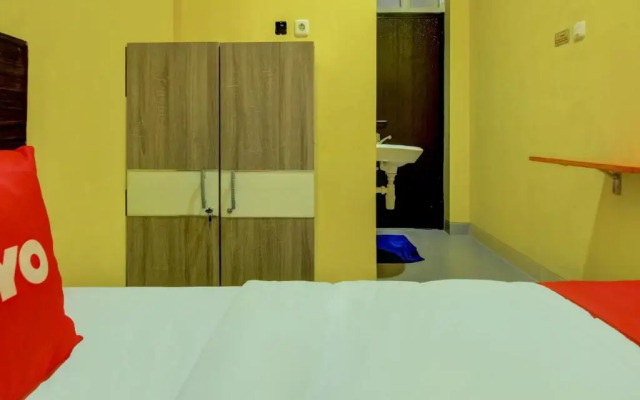OYO 90224 Palembang Residence