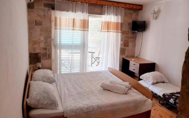 Apartments Villa Baric