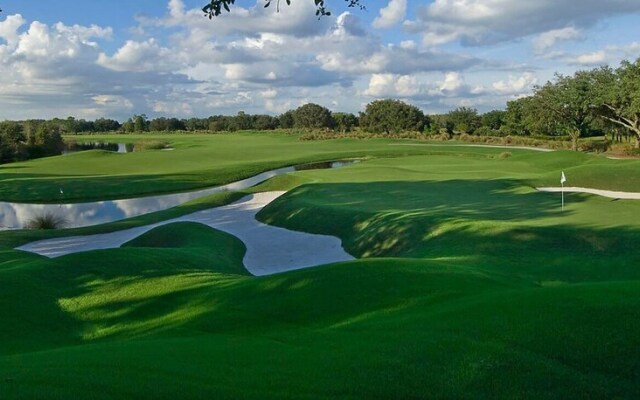 4BR 3BA ChampionsGate Town Home