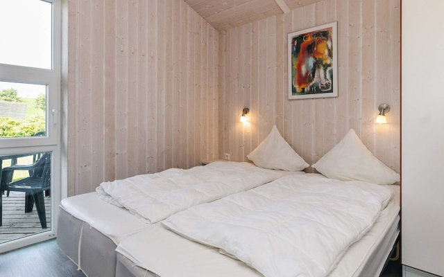 4 Star Holiday Home in Friedrichkoog