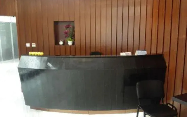Shangzhong Hotel Apartment (Xi'an Keji Road Subway Station)