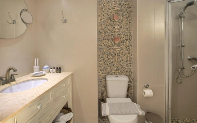 Miland Suites
