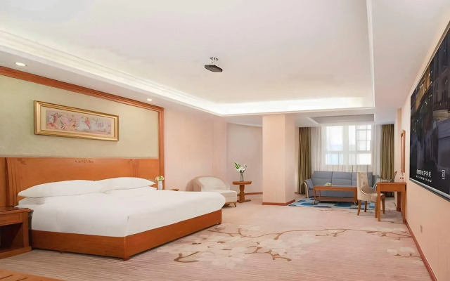 Vienna Hotel Huizhou Chenjiang Avenue